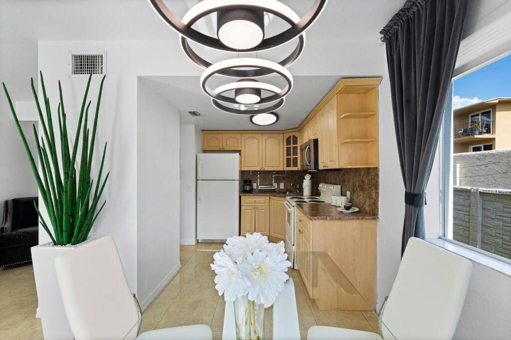 Beautiful Apartment In The Heart Of Miami Apt 8 Екстериор снимка